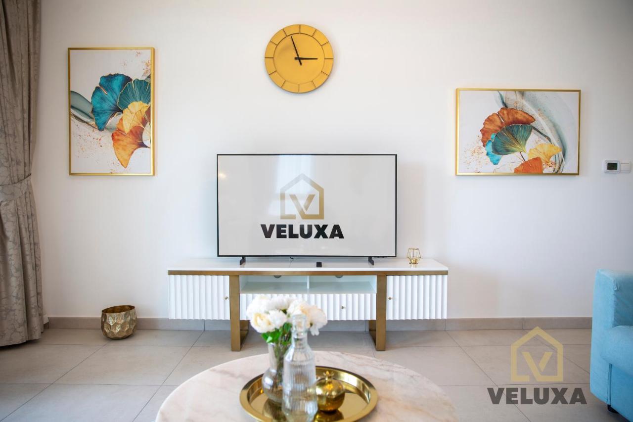 Veluxa - Luxury And Bright 1 Bedroom Apartment, Burj View! Dubai Eksteriør billede